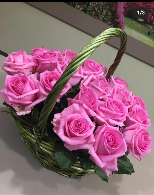 Корзина с розами 25 роз