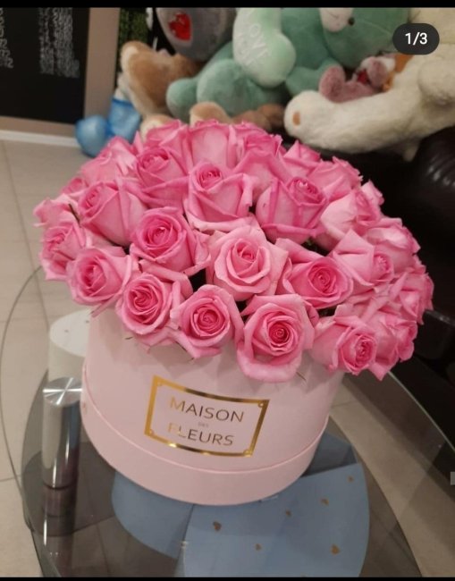 51 Роза.Высота 40см. Коробка круглая (розовая)