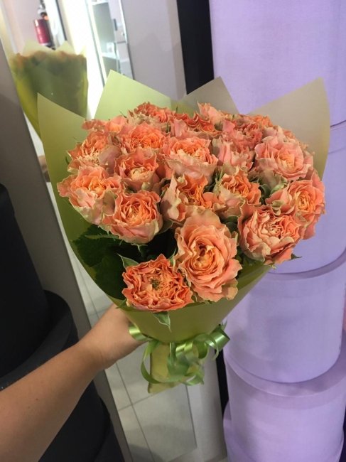 Роза Кантри спирит Луиза. Букет из 21 розы. Высота 60 см