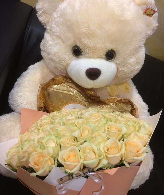 Роза Пич-Аваланж (персиковая). Букет из 51 розы. Высота 60 см