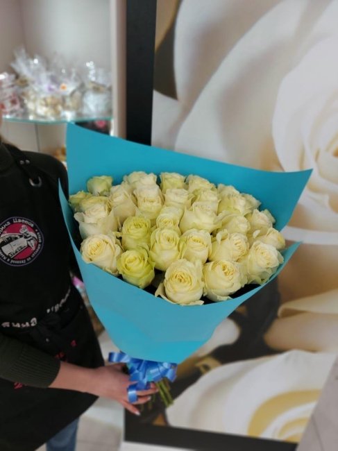 Роза Ивана. Букет из 75 роз. Высота 40 см