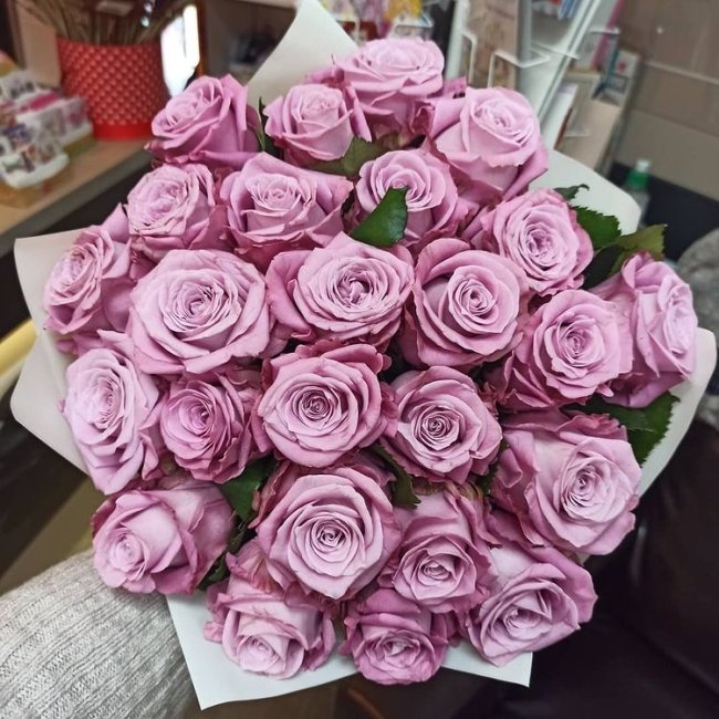 Роза Маритим. Букет из 25 роз. Высота 40 см