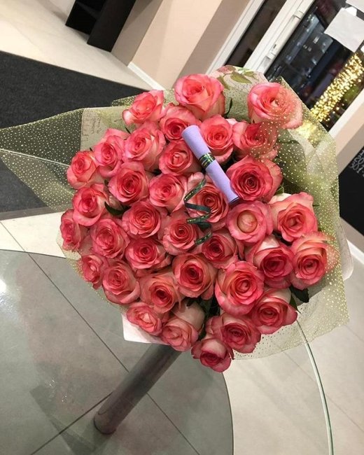 Роза Джумилия. Букет из 41 розы. Высота 60 см