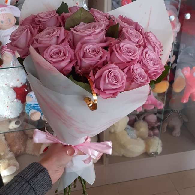 Роза Маритим. Букет из 21 розы. Высота 40 см